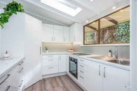 Photo of property in 25 Solander Place, Whitby, Porirua, 5024