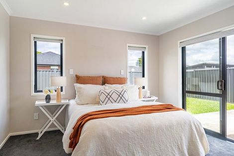 Photo of property in 19 Te Kaeaea Crescent, Wallaceville, Upper Hutt, 5018