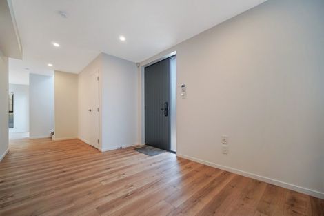 Photo of property in 62a Glenmore Road, Sunnyhills, Auckland, 2010