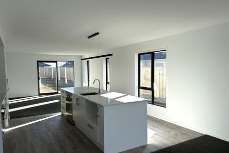 Photo of property in 37 Sanders Way, Rolleston, 7614