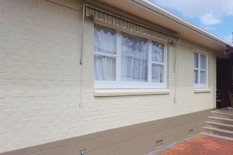 Photo of property in 13 The Rosebowl, Sunnyhills, Auckland, 2010