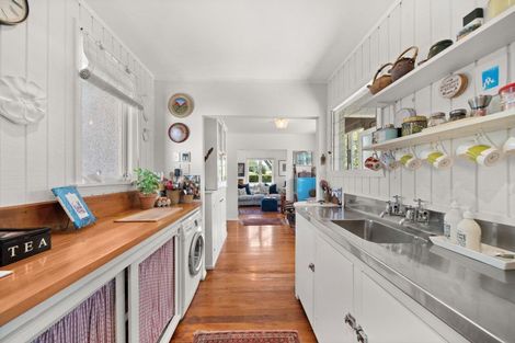 Photo of property in 57 Reading Street, Greytown, 5712