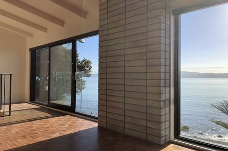 Photo of property in 725 Marine Drive, Eastbourne, Lower Hutt, 5013