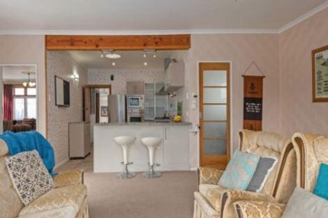 Photo of property in 10 Jensen Street, Hokowhitu, Palmerston North, 4410