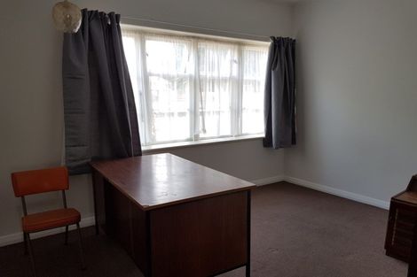 Photo of property in 8 Kawaka Street, Riccarton, Christchurch, 8041