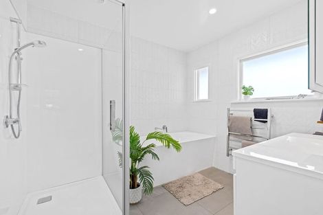 Photo of property in 30 Wimborne Crescent, Aranui, Christchurch, 8061