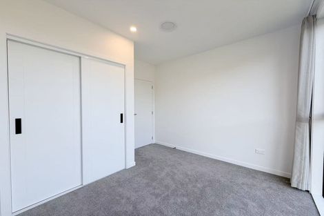 Photo of property in 13a King Richard Place, Browns Bay, Auckland, 0630
