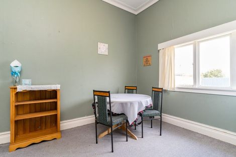 Photo of property in 48 Royal Crescent, Saint Kilda, Dunedin, 9012