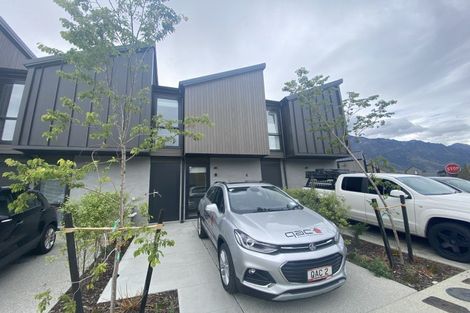 Photo of property in 4 Mcgibbon Lane, Jacks Point, 9371