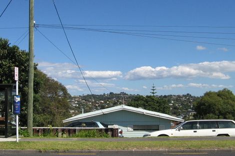 Photo of property in 58 Carlisle Road, Browns Bay, Auckland, 0630