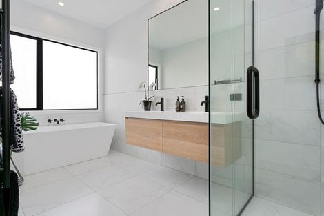 Photo of property in 3 Alan Livingston Drive, Cambridge, 3434