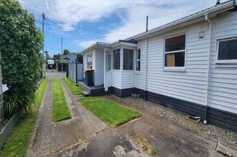 Photo of property in 10a Cutfield Road, New Plymouth, 4310