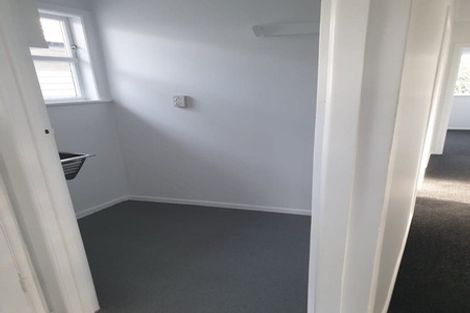 Photo of property in 5 Lendic Avenue, Henderson, Auckland, 0612