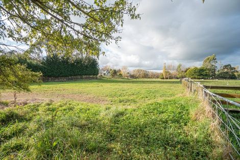 Photo of property in 17 Raukawa Road, Ashhurst, Palmerston North, 4470