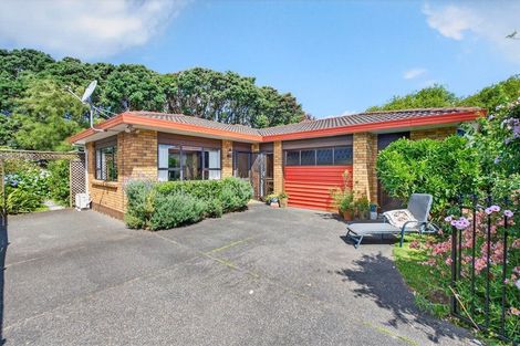 Photo of property in 175a Centreway Road, Orewa, 0931