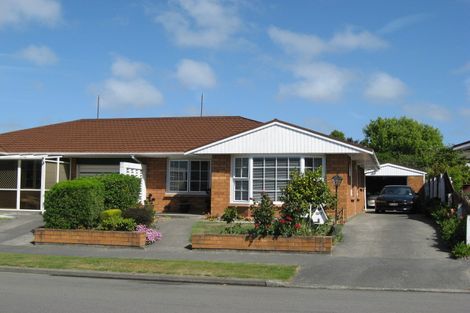 Photo of property in 1/9 Lombard Place, Avonhead, Christchurch, 8042