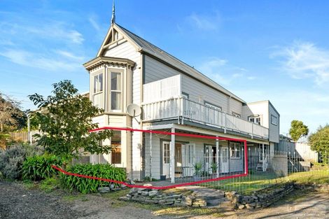 Photo of property in 218 Frankley Road, Frankleigh Park, New Plymouth, 4310