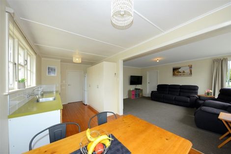 Photo of property in 26 Bateman Avenue, Bryndwr, Christchurch, 8053