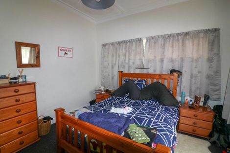 Photo of property in 68 Barraud Street, Dannevirke, 4930