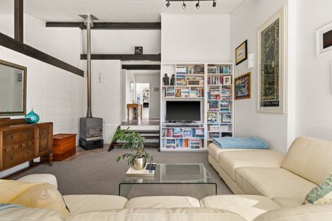 Photo of property in 13 Selwyn Road, Havelock North, 4130