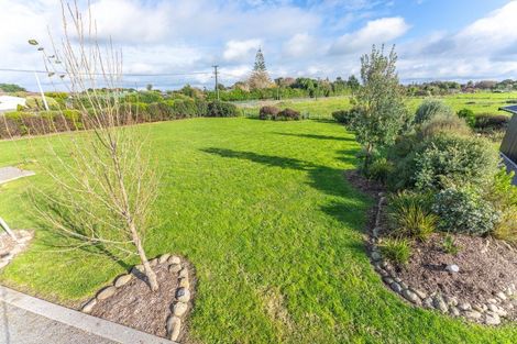 Photo of property in 128 Rangiuru Road, Otaki Beach, Otaki, 5512