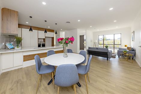 Photo of property in 57 Hikuawa Road, Flat Bush, Auckland, 2019