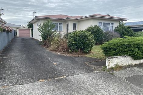Photo of property in 85 Featherston Street, Takaro, Palmerston North, 4412