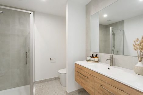 Photo of property in 2/133 Blighs Road, Strowan, Christchurch, 8052