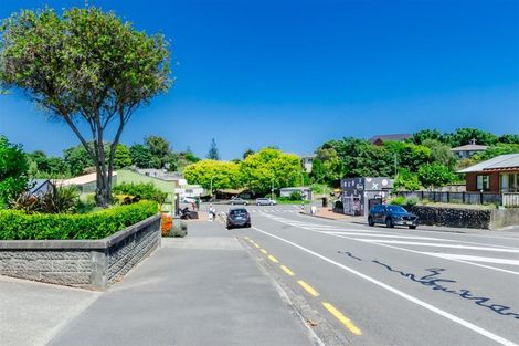 Photo of property in 72 Glen Road, Raumati South, Paraparaumu, 5032