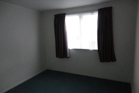 Photo of property in 19 Archibald Road, Kelston, Auckland, 0602