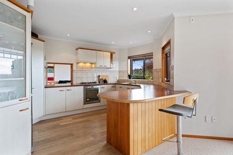 Photo of property in 12 Bayvista Close, Welcome Bay, Tauranga, 3112