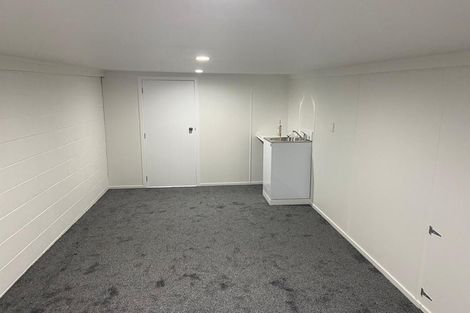 Photo of property in 1/3 Bentley Avenue, Glenfield, Auckland, 0629