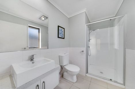 Photo of property in 75 Bruce Pulman Drive, Takanini, 2112