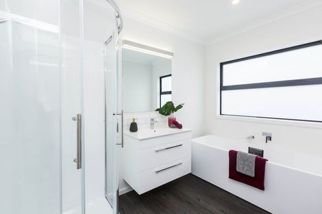 Photo of property in 16 Fenwick Crescent, Wallaceville, Upper Hutt, 5018