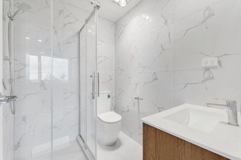 Photo of property in 4/37 Claude Road, Hillpark, Auckland, 2102