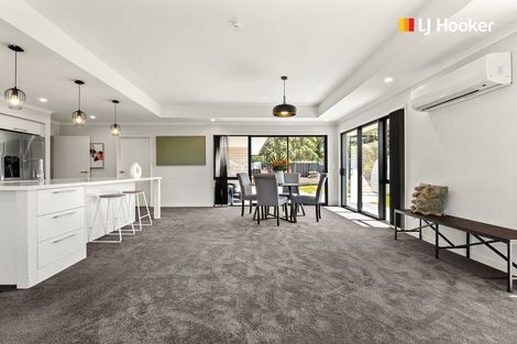Photo of property in 5 Tate Crescent, Green Island, Dunedin, 9018