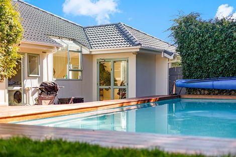 Photo of property in 10 Portage Place, Whitby, Porirua, 5024