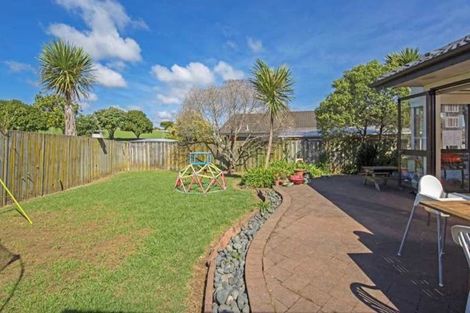 Photo of property in 30 Meadowland Drive, Somerville, Auckland, 2014