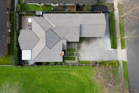 Photo of property in 52 Wiltshire Drive, Huntington, Hamilton, 3210