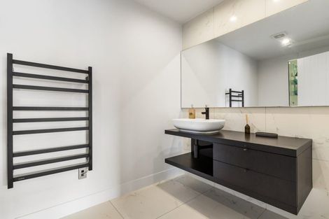 Photo of property in 24 Beach Road, Castor Bay, Auckland, 0620