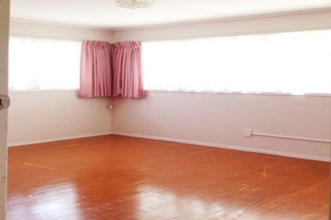 Photo of property in 18 Alton Terrace, Pakuranga Heights, Auckland, 2010
