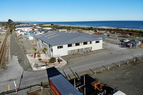 Photo of property in 2 Hewlett Road, Karoro, Greymouth, 7805