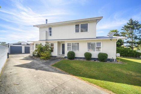 Photo of property in 19 Abraham Crescent, Milson, Palmerston North, 4414