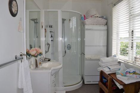 Photo of property in 19 Bell Street, Otaki, 5512