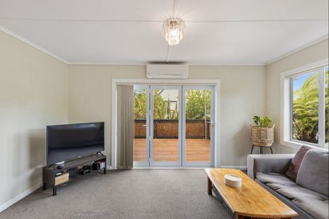 Photo of property in 23a Thames Street, Welbourn, New Plymouth, 4310