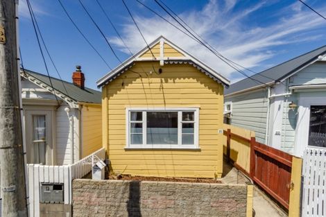 Photo of property in 21 Douglas Street, Mount Cook, Wellington, 6021