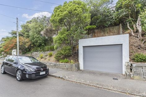 Photo of property in 25 Spencer Street, Crofton Downs, Wellington, 6035