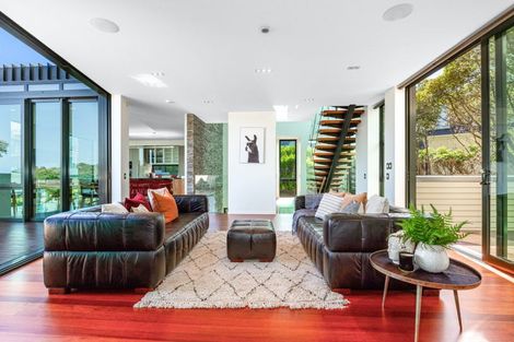 Photo of property in 24d Mandalay Terrace, Khandallah, Wellington, 6035