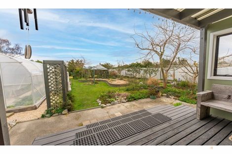 Photo of property in 8 Moorhouse Street, Waimate, 7924