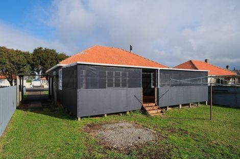 Photo of property in 8 Victor Street, Dannevirke, 4930